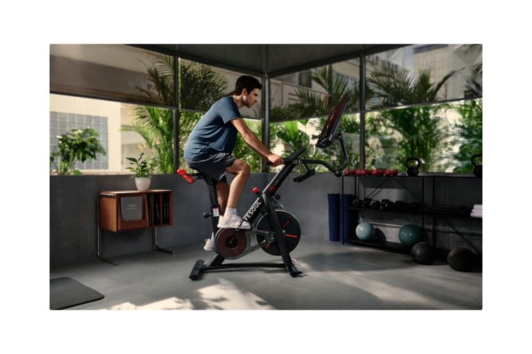 Велотренажер Yesoul Smart Spinning bike G1MAX черный фото 4